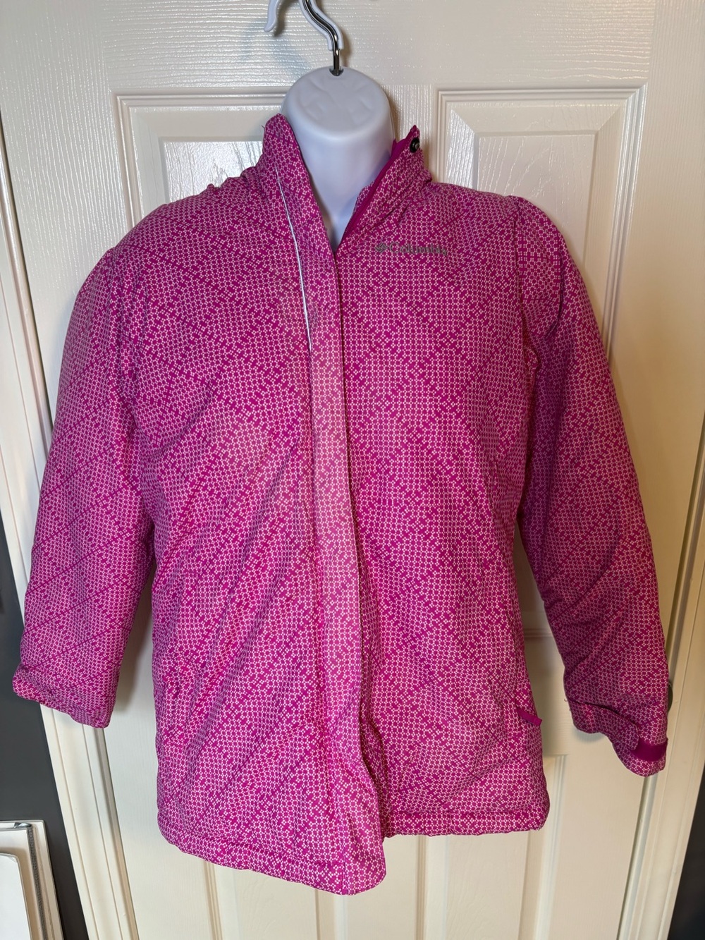 Columbia Sportswear pink & white diamond pattern puffer jacket with hood -large